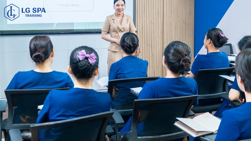 ai nên tham gia khóa học làm chủ spa