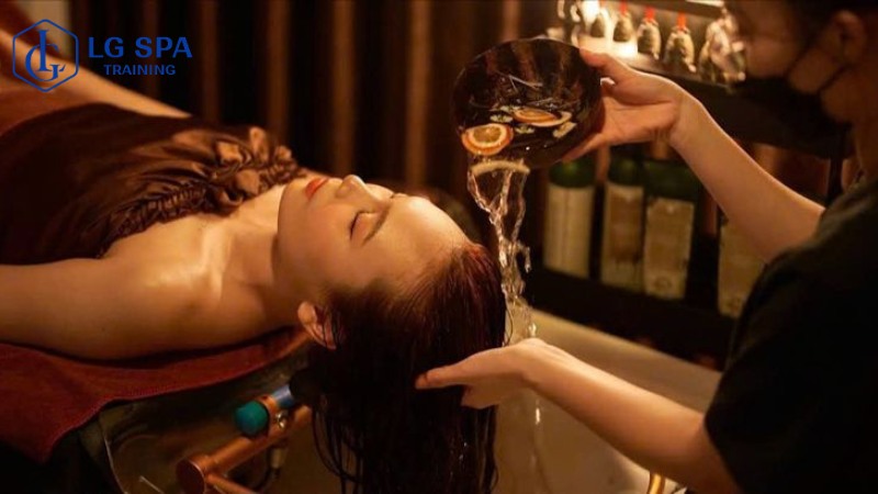 Không có bằng cấp 3 thì làm nghề gì lương cao? Nghề gội đầu dưỡng sinh