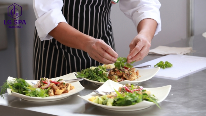 học nghề đầu bếp nhanh