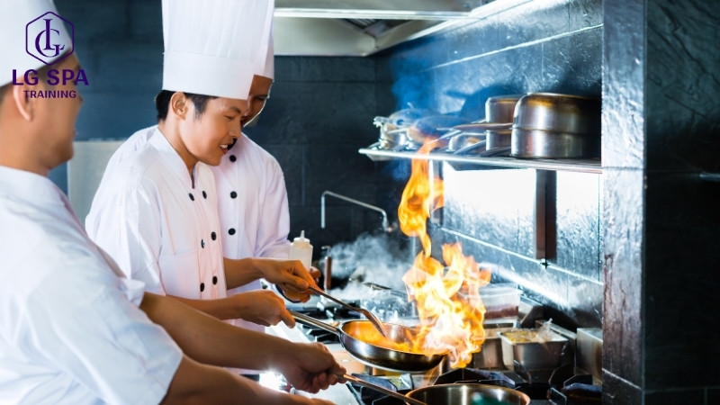 Trượt đại học nên học nghề gì? Học nghề đầu bếp