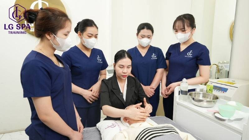 học nghề spa sau khi trượt đại học