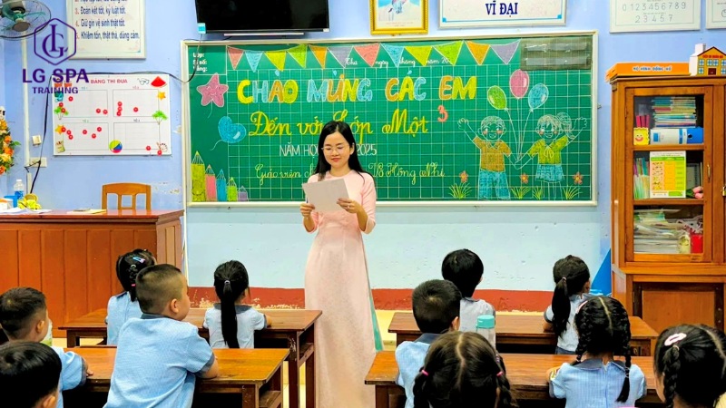 Ngành nào học nhẹ nhất? Giáo dục tiểu học