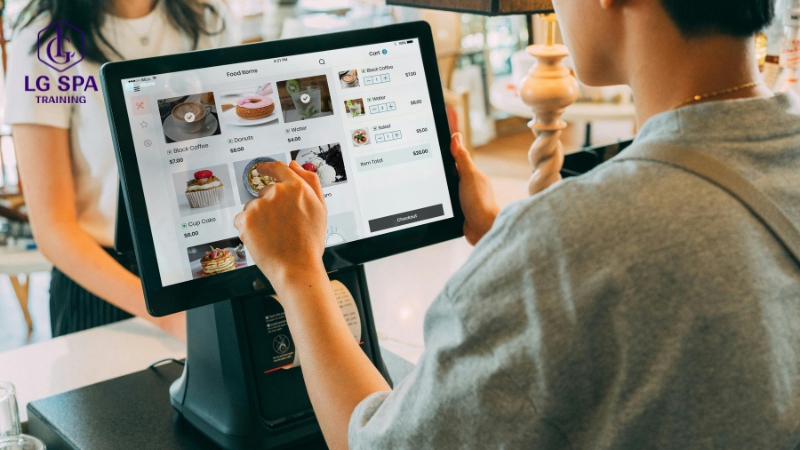 Nghề thu ngân là một trong những nghề chỉ cần bằng cấp 3