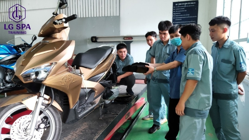 Trượt đại học nên học nghề gì? Học nghề kỹ thuật