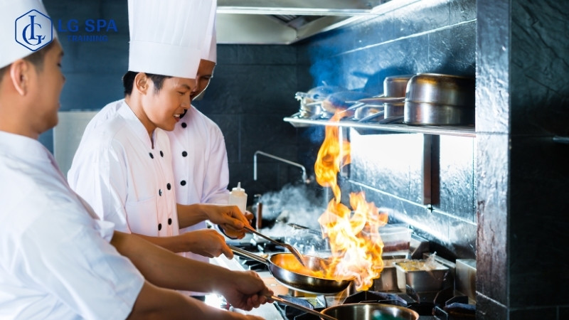 19 tuổi học nghề đầu bếp