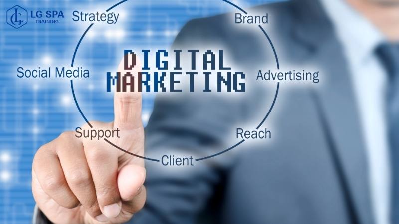 21 tuổi học digital marketing