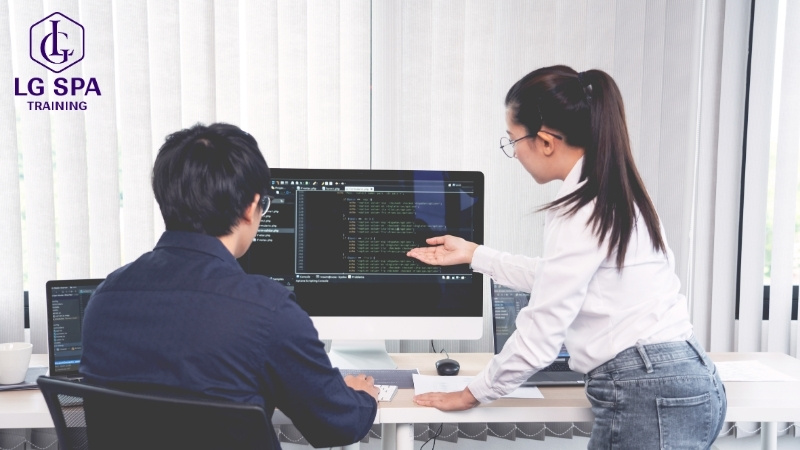 26 tuổi học ngành lập trình viên