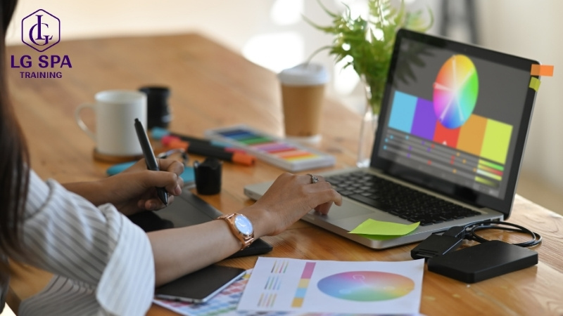 28 tuổi làm thiết kế đồ họa