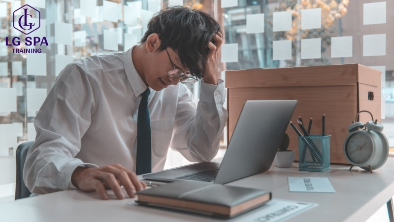 áp lực thời gian tài chính người 34 tuổi