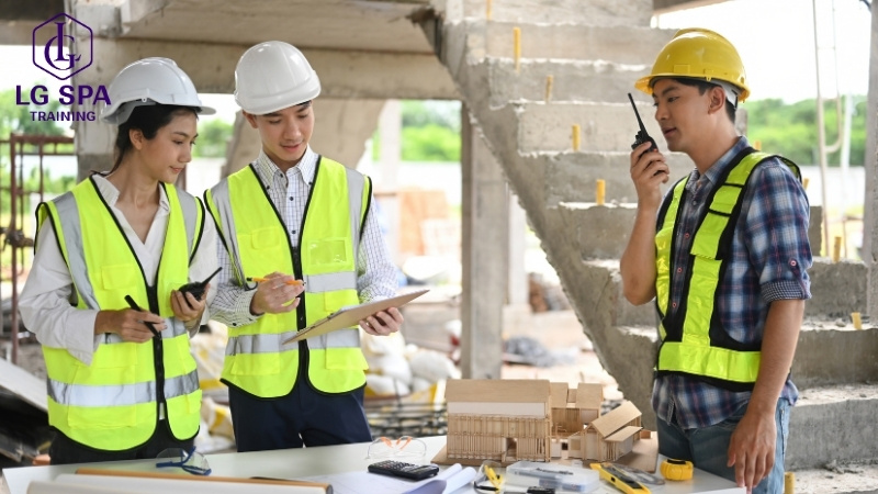 học làm giám sát công trình ở tuổi 25