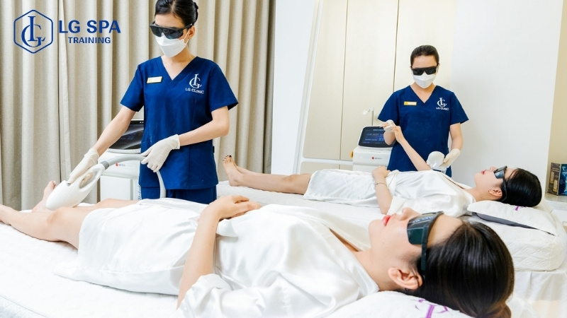 Học gì để không thất nghiệp? Học làm nghề spa 