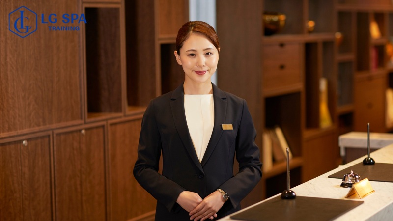 có bằng cấp 2 nên học nghề gì? nghề nhà hàng khách sạn