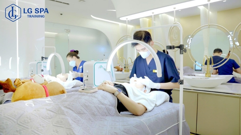 học nghề spa cho nam ở tuổi 35 tại lg spa training center