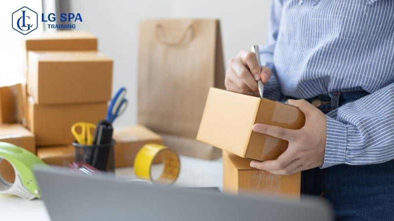 kiếm tiền từ nghề kinh doanh bán hàng cho người bỏ học cấp 2