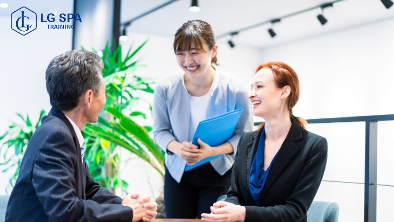 ngành hot trong tương lai cho nữ là ngành phiên dịch viên