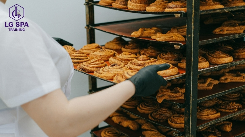 nghề làm bánh cho người học hết lớp 9