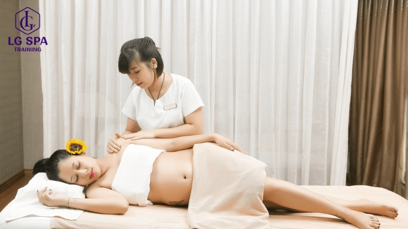 nghề spa chăm sóc mẹ bầu