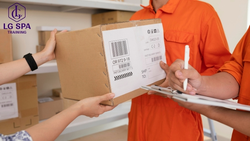 nhân viên giao hàng lương 15 triệu không cần bằng cấp