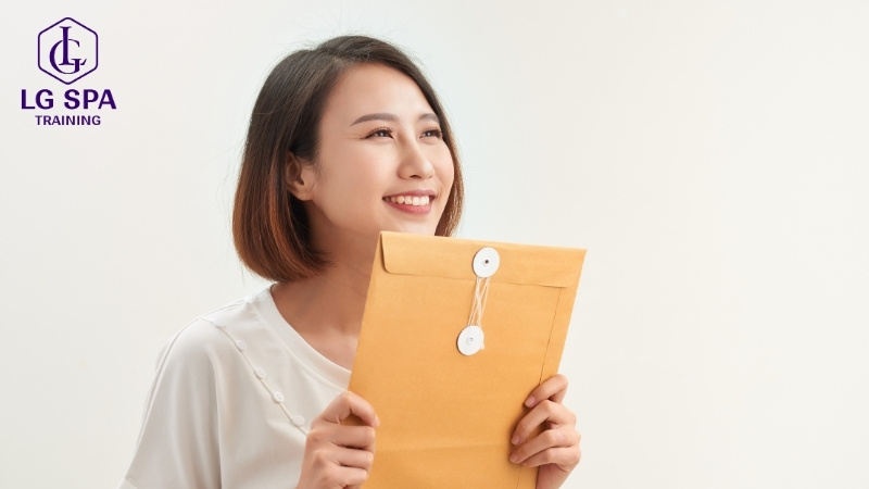 Nữ 35 tuổi nên học nghề gì