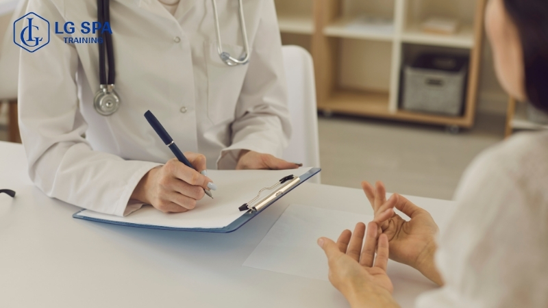 nữ giới học nghề bác sĩ