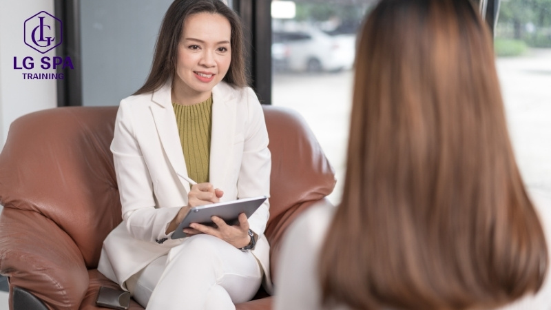 nữ học ngành tâm lý học