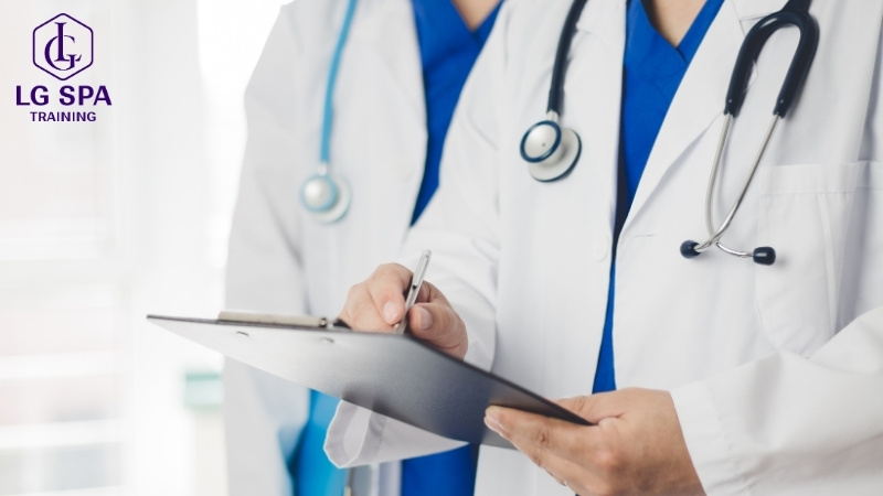 tuổi 27 làm nghề bác sĩ y tế