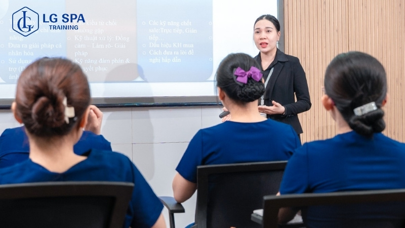 Khóa học kinh doanh spa cung câp kiến thức nền tảng